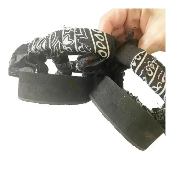 NEW Arizona Love Trekky Bandana Sandals size 42 US 11.5-12 - Picture 6 of 7